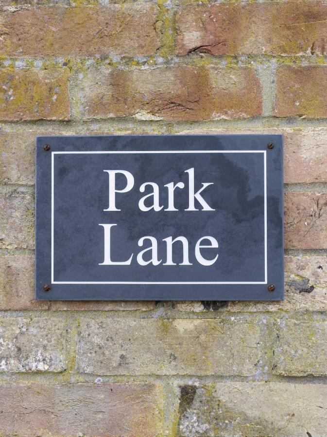 Park Lane Studio, Shouldham Exterior photo